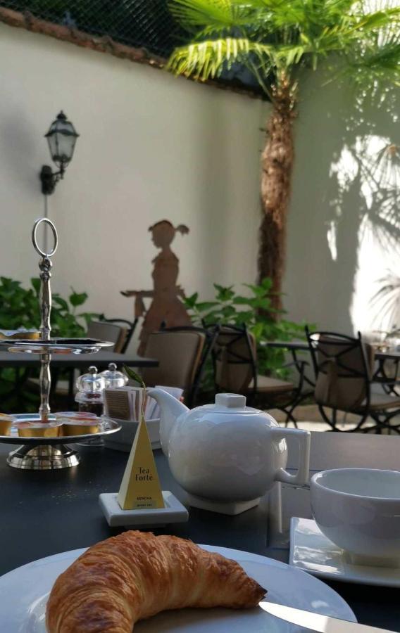 Boutique Hotel La Rinascente Локарно Экстерьер фото